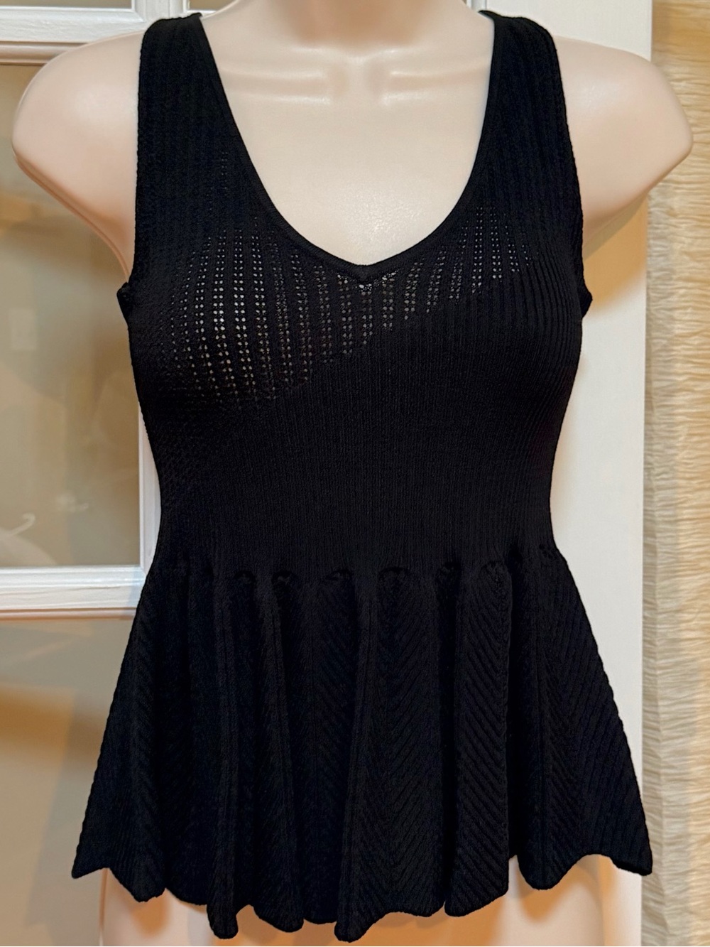 RACHEL Rachel Roy Black Ribbed Peplum Tank